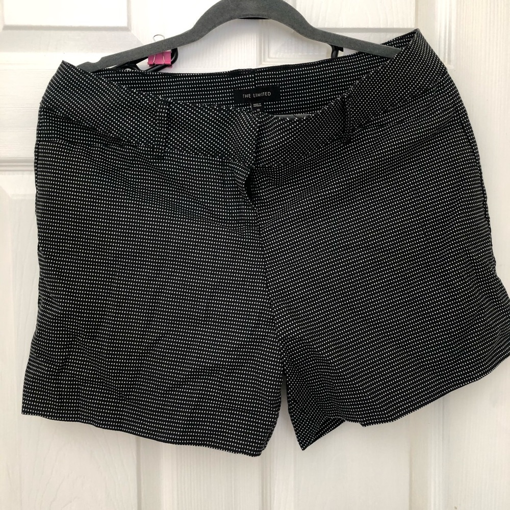 Pin drop shorts